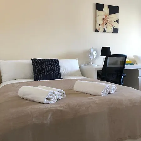 Comfy Entire Flat With City View Balcony In Regents Park, Camden, Central Londen Buitenkant foto